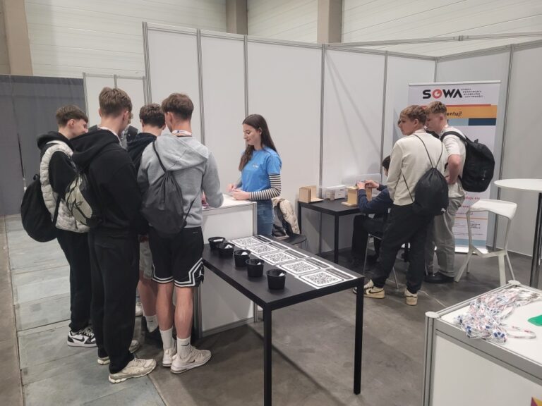 CREWŁ w Sieradzu na Festiwalu Kwalifikacji i Zawodów na terenie EXPO w Łodzi